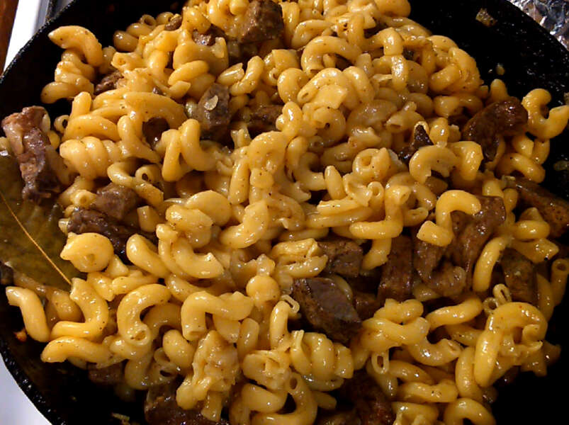 макароны по - флотски с кусочками печени. п/о., видео