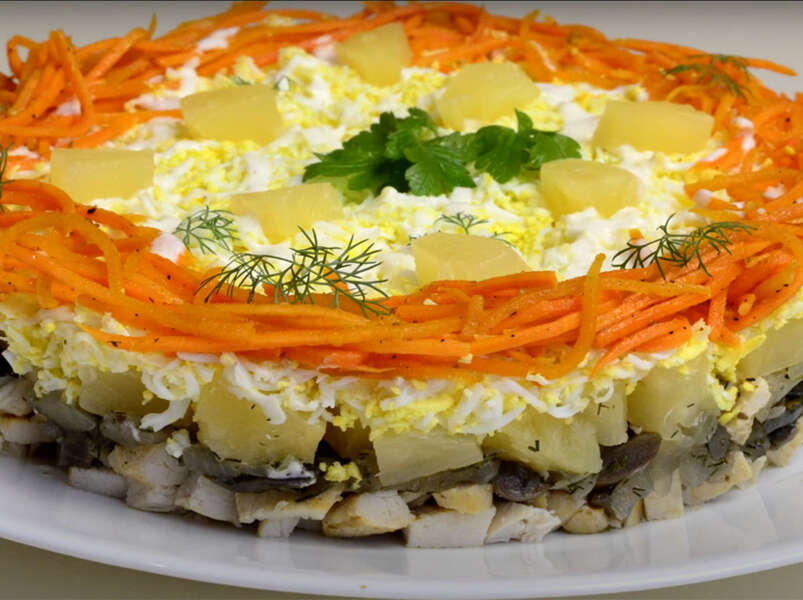 салат курица с ананасами и грибами, п/о.