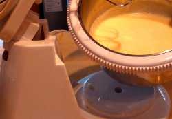 пена средней консистенции