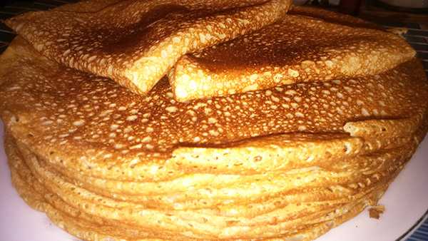 блины со сметаной