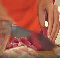 Пельмени говядина курица рецепт. 33597eaf44d966507cecb04ab986a87e. Пельмени говядина курица рецепт фото. Пельмени говядина курица рецепт-33597eaf44d966507cecb04ab986a87e. картинка Пельмени говядина курица рецепт. картинка 33597eaf44d966507cecb04ab986a87e. Пошаговый рецепт приготовления пельменей с фаршем из говядины и курицы (необычный метод приготовления). Особенность в приготовлении теста. Тесто готовиться на основе кефира и получается вкусно. Попробуйте приготовить, может понравиться!