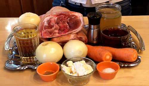 первоначальный состав продуктов свиная рулька запеченная в духовке