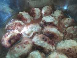 тушим тефтели с подливкой 15 минут