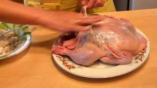 начиняем курицу сырковой начинкой