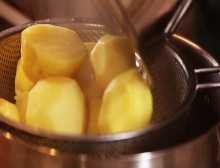 обсушиваем картофель