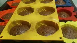 готовые кофейные кексы в форме