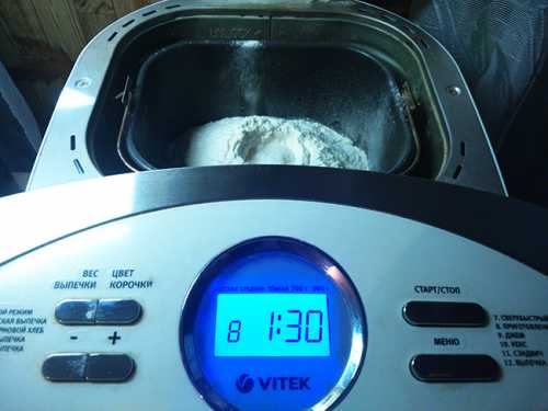 замешиваем тесто в хлебопечке