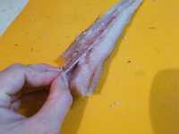 вынимаем кость у рыбы