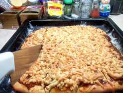 нарезаем печенье на кусочки