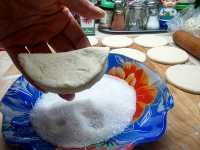 складываем кружок пополам