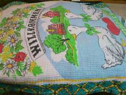 накрываем готовый пирог полотенцем