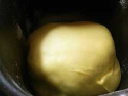 тесто поднимается