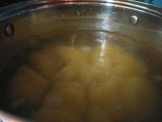 варим с момента закипания 3 минуты